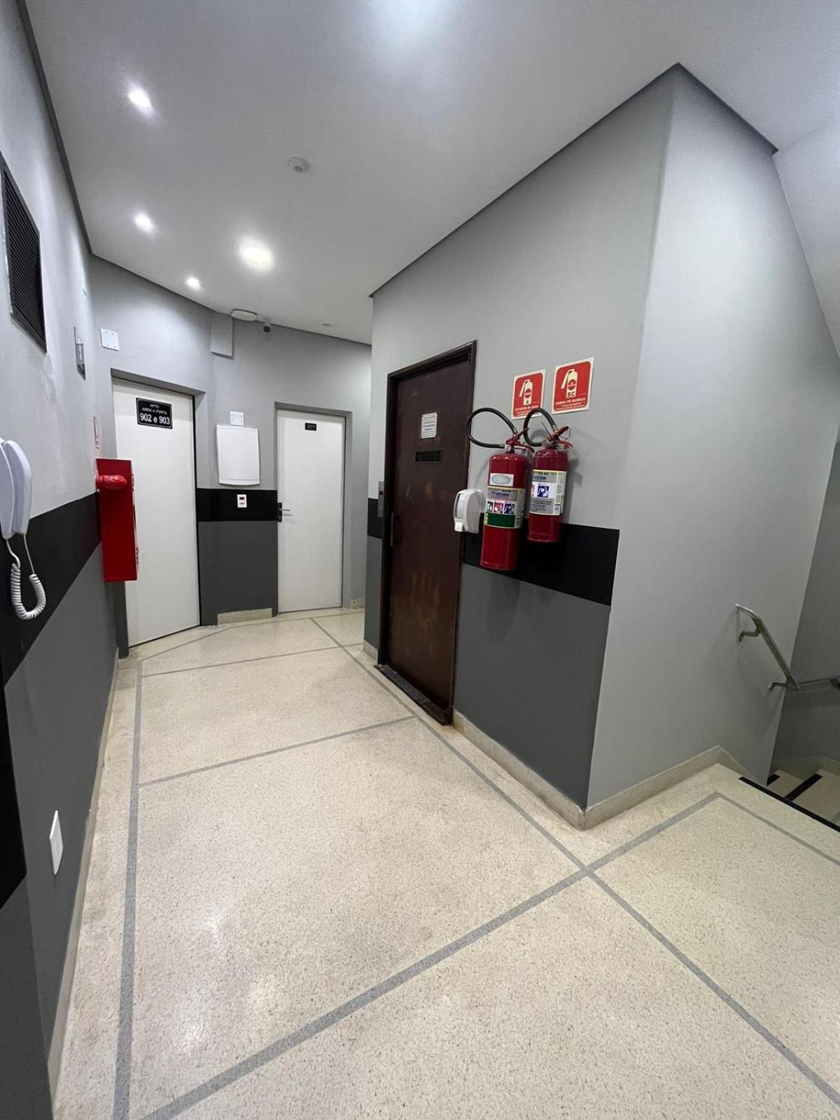 Hotel Neon - Proximo A 25 De Marco, Bom Retiro E Bras, A 2Min Do Mirante Sampa Sky E Pista De Skate Anhangabau São Paulo Luaran gambar